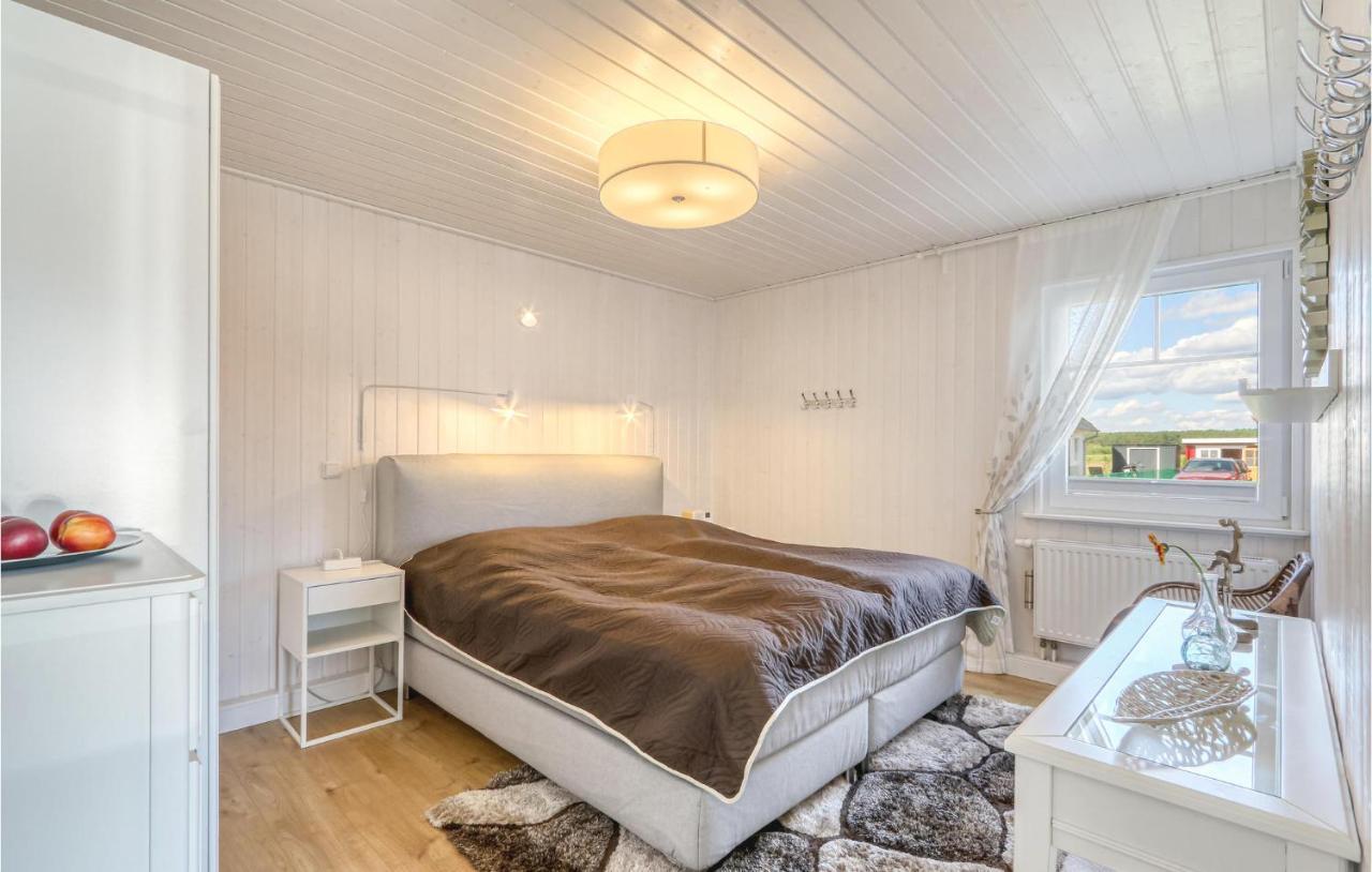 2 Bedroom Gorgeous Home In Zerpenschleuse Exterior foto